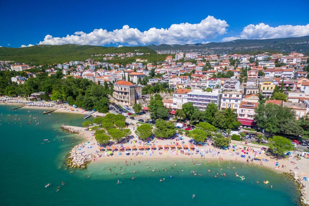 Apartments Marija Crikvenica Exterior photo